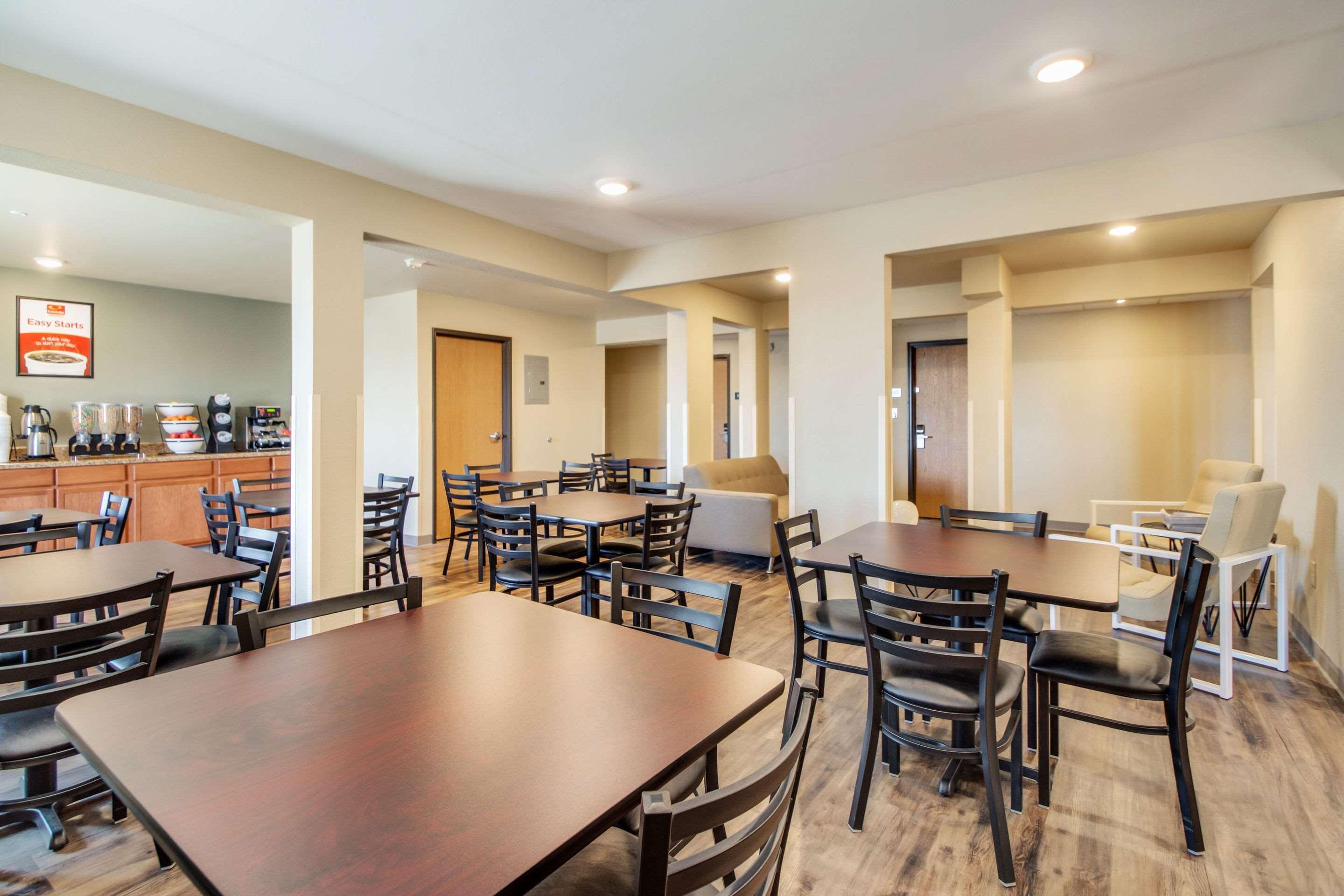 Econo Lodge Burlington Exterior photo